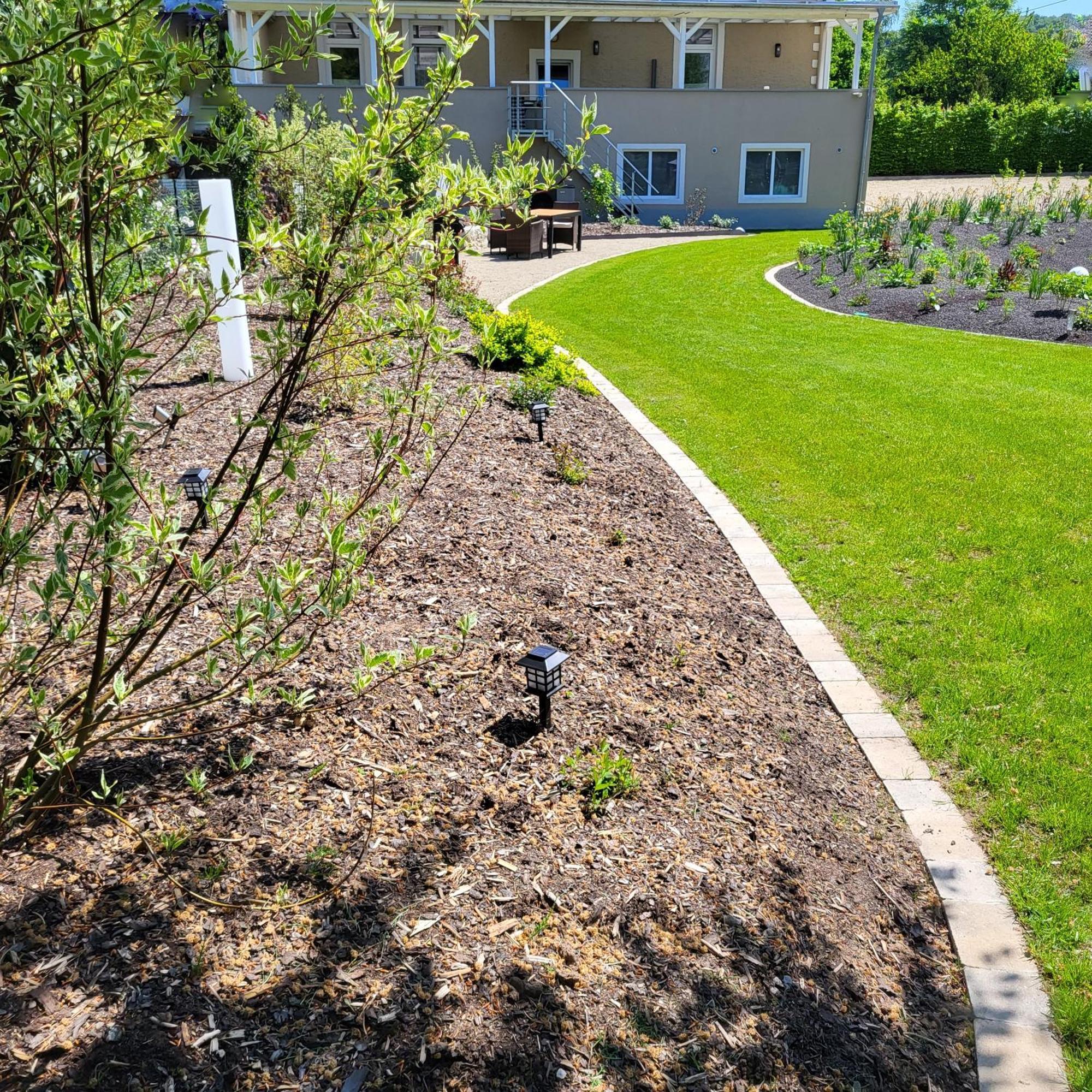 Komfort Ferienwohnungen Mit Wellness-Garten - Gaestehaus Am Bachlauf - Losheim Am See Extérieur photo
